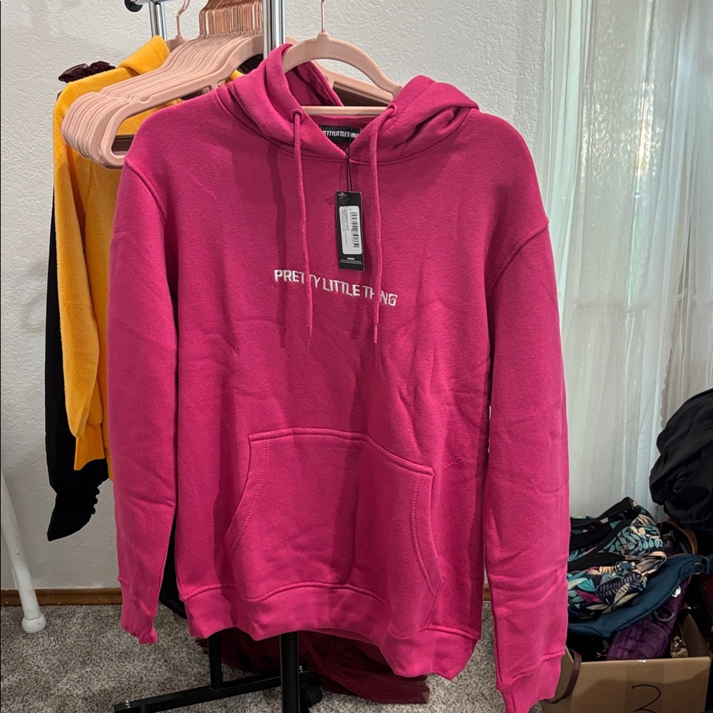 PrettyLittleThing Vibrant Pink Women's Hoodie S